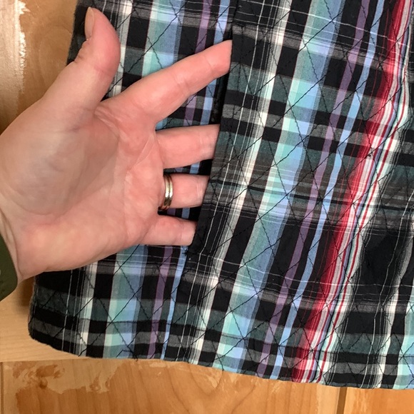 Vest - Picture 4 of 7